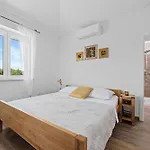 Javor By Istra Vacation Villa Peruški