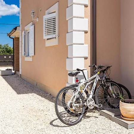 Villa Javor Peruški