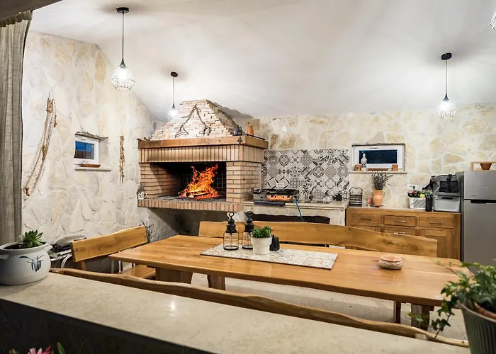 Javor By Istra Vacation Villa Peruški
