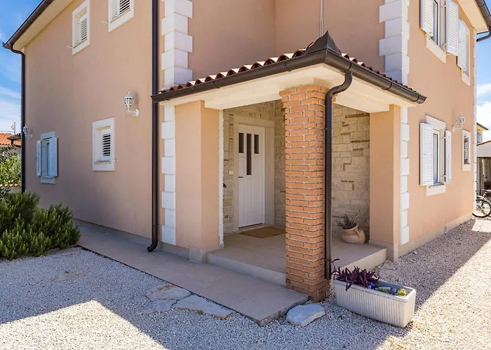 Βίλα Javor Peruški