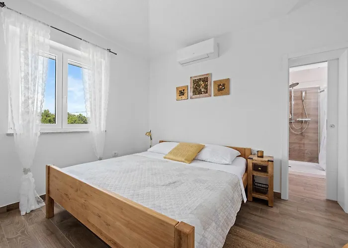 Javor By Istra Vacation Villa Peruški