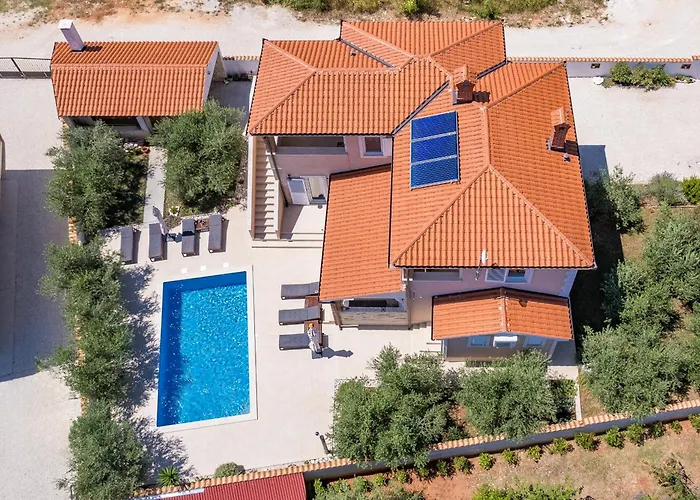 Javor By Istra Vacation Villa Peruški