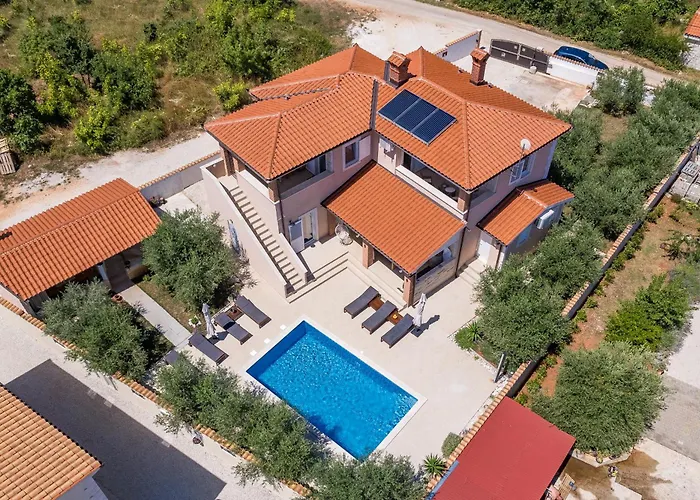 Javor By Istra Vacation Villa
