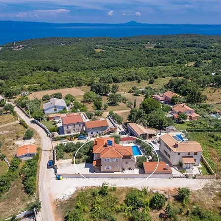 Villa Javor