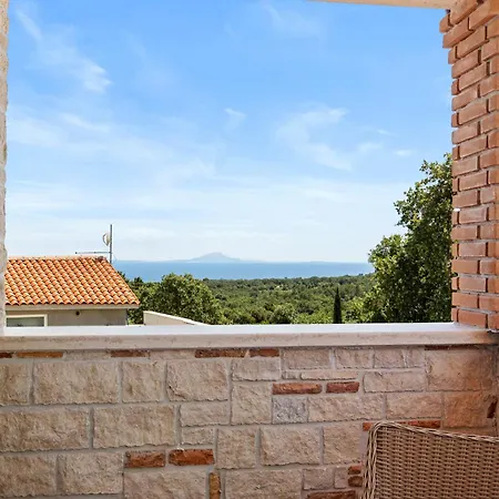 Villa Javor *